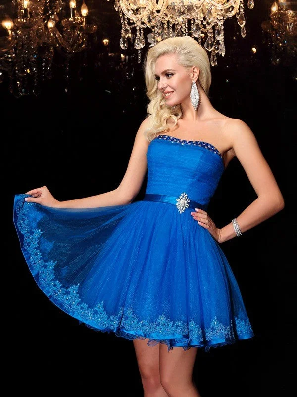 Women's Wardrobe Apparel Fashion Forward, Function First A-Line/Princess Strapless Beading Sleeveless Short Net Dresses