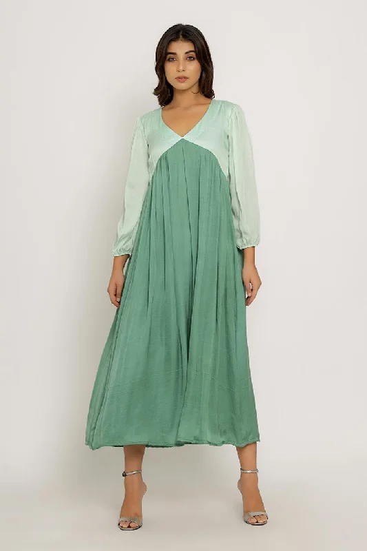 Chic Women's Attire Stylish Savings Teal & Tea Green Gathered Maxi Dress