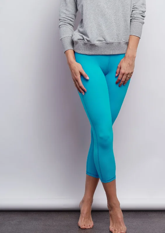 Affordable Women's Clothing Wardrobe Essentials St. Lucia Blue Sculpt Crop Legging