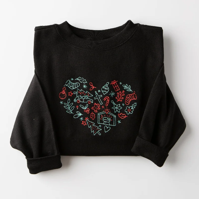 Elegant Women's Evening Garments Trendy Women's Collection Embroidered Christmas Heart Sweatshirt