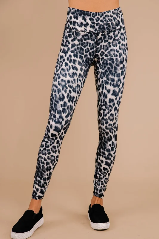 Women's Trendy Casual Clothes Fashion For Every Occasion Wild Adventures Black Leopard Leggings