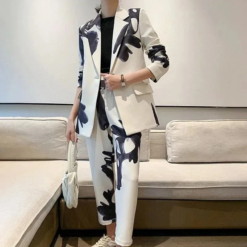 Modern Women's Apparel Trendy Women's Wear Collection Ink Print Retro Style Pantsuit