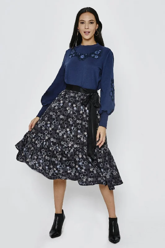 Women's Plus-Size Casual Outfit Discover Now Minilu Skirt