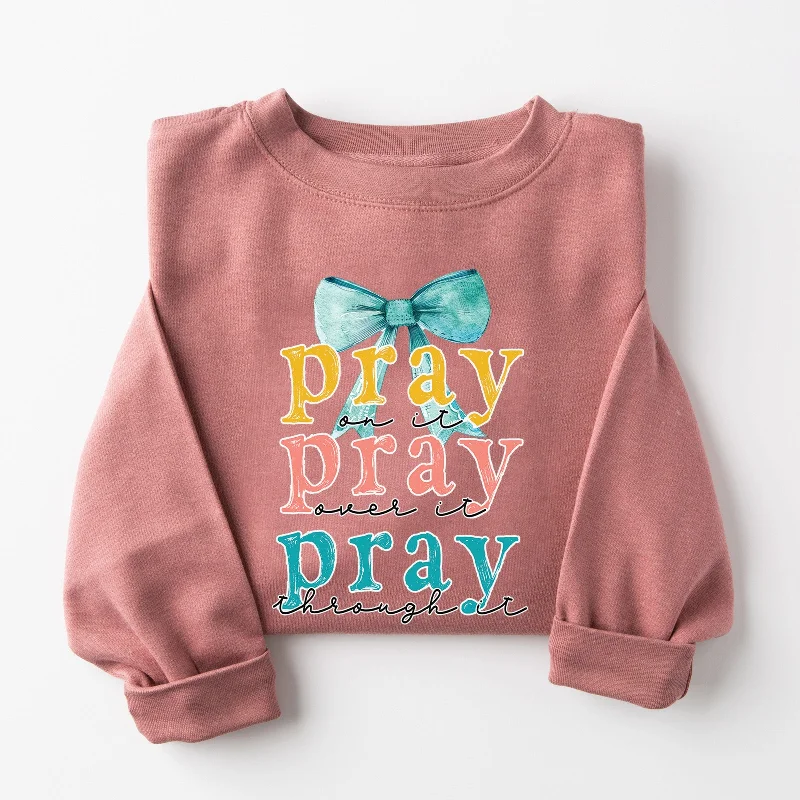 Casual Garments For Women Trendy Threads Pray on It Sweatshirt